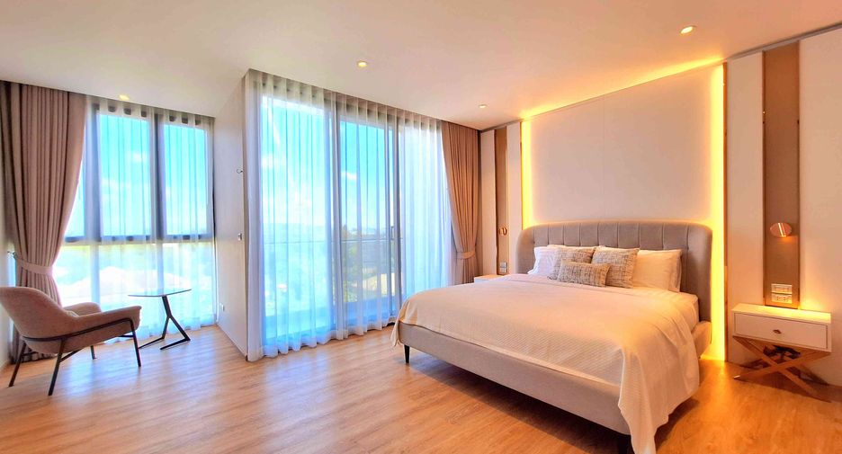 For rent 3 bedrooms condo in Mueang Samut Prakan, Samut Prakan