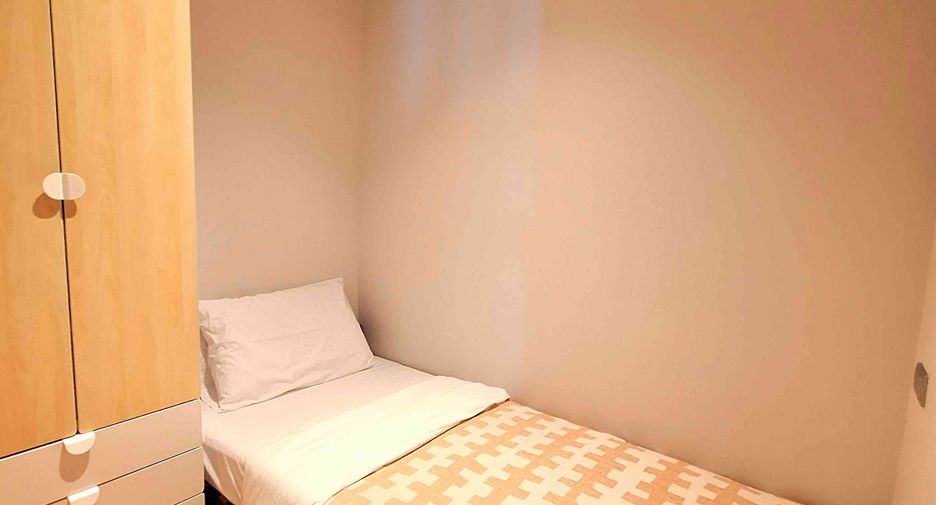 For rent 3 bedrooms condo in Mueang Samut Prakan, Samut Prakan