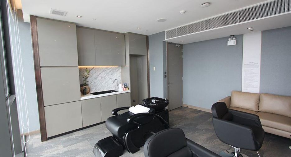 Condo en alquiler y en venta de 1 habitaciones en Watthana, Bangkok