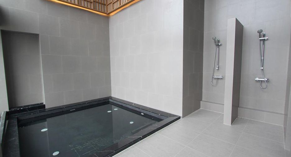 Condo en alquiler y en venta de 1 habitaciones en Watthana, Bangkok