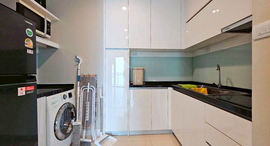 For rent 1 bed condo in Khlong Toei, Bangkok