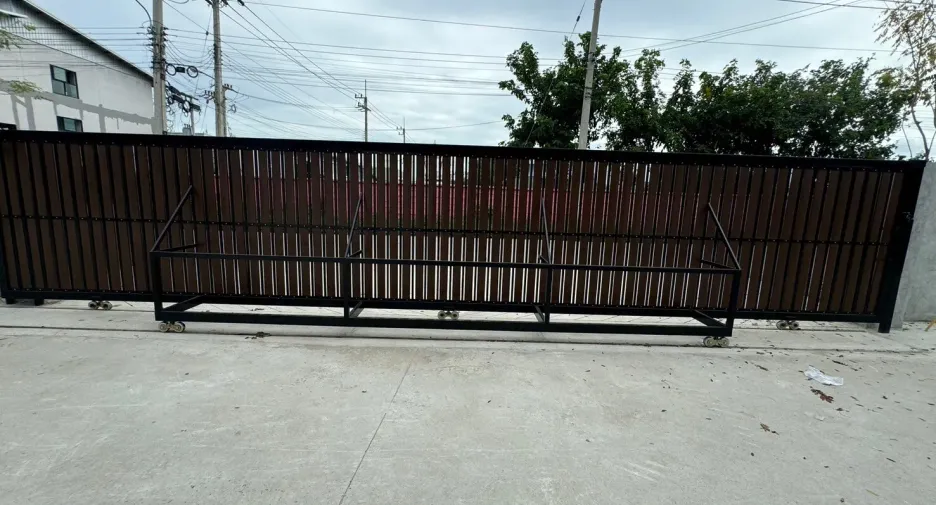 For sale スタジオ house in Bang Len, Nakhon Pathom