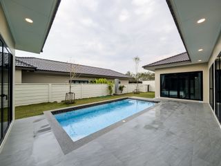 Haus zur Miete mit 3 Zimmer in Bang Lamung, Chonburi