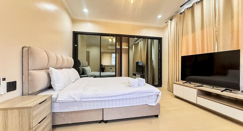 For rent 5 bedrooms house in Bang Lamung, Chonburi