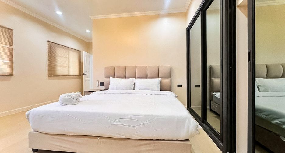 For rent 5 bedrooms house in Bang Lamung, Chonburi