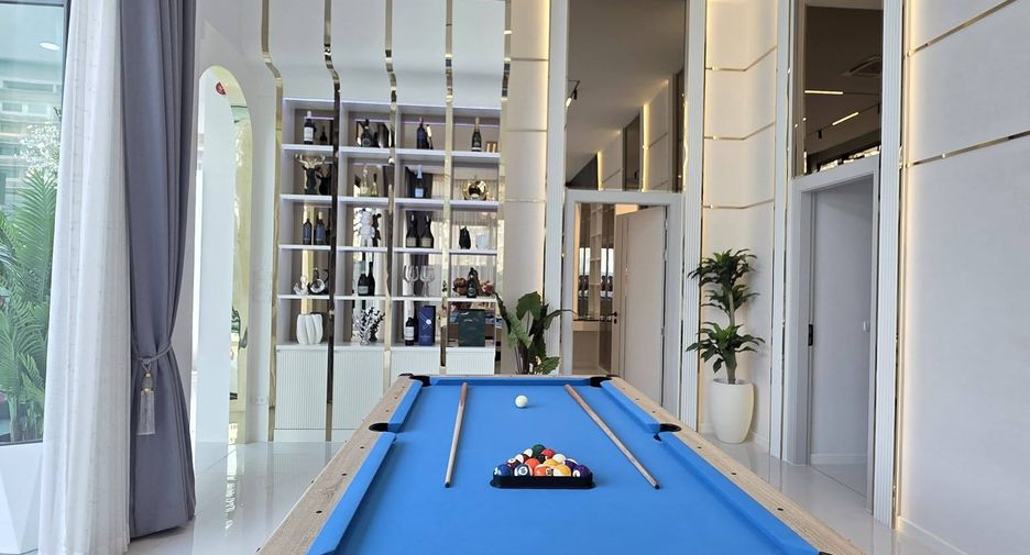 Casa en venta de 4 habitaciones en Bang Lamung, Chonburi