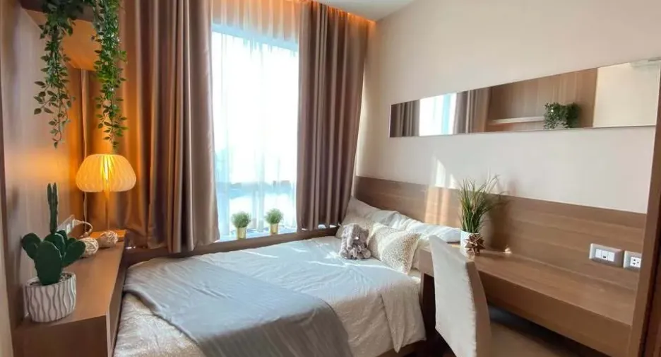 For rent 2 bedrooms condo in Watthana, Bangkok
