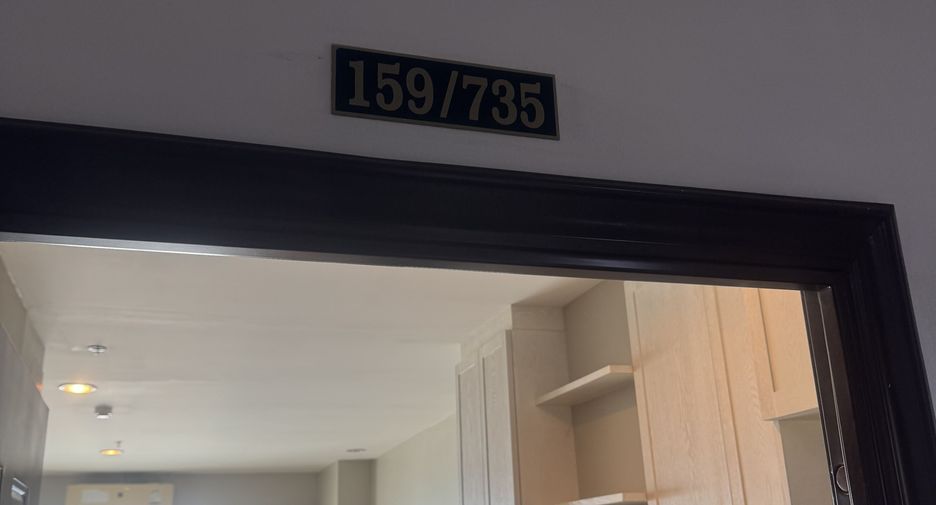 For sale studio condo 