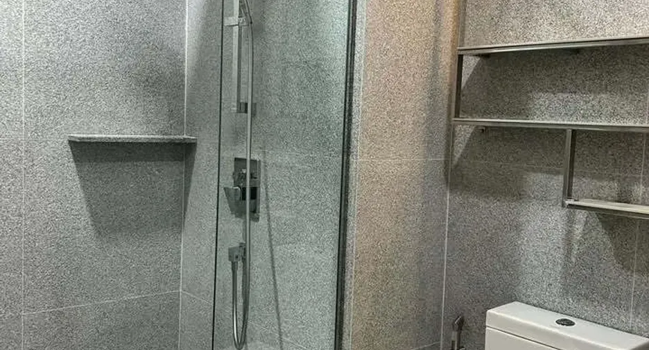 Аренда 2 спальни кондо в Патхум Щан, Бангкок