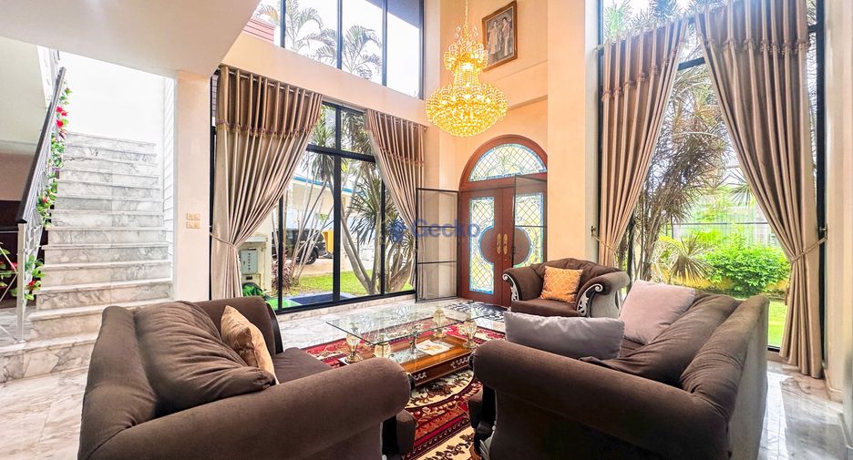 À louer et à vendre 5 chambres maison à Bang Lamung, Chonburi