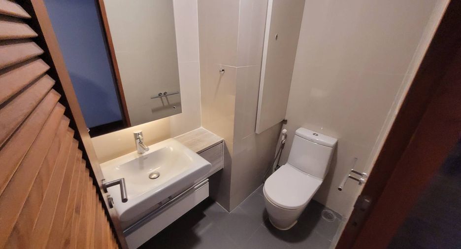 Wohnung zur Miete mit 3 Zimmer in Watthana, Bangkok