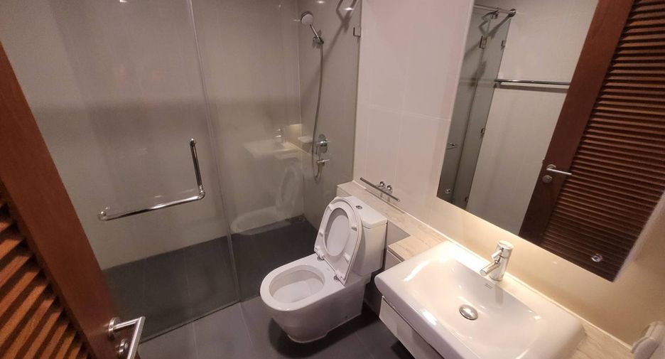 Wohnung zur Miete mit 3 Zimmer in Watthana, Bangkok