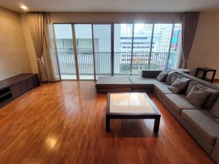 Wohnung zur Miete mit 3 Zimmer in Watthana, Bangkok
