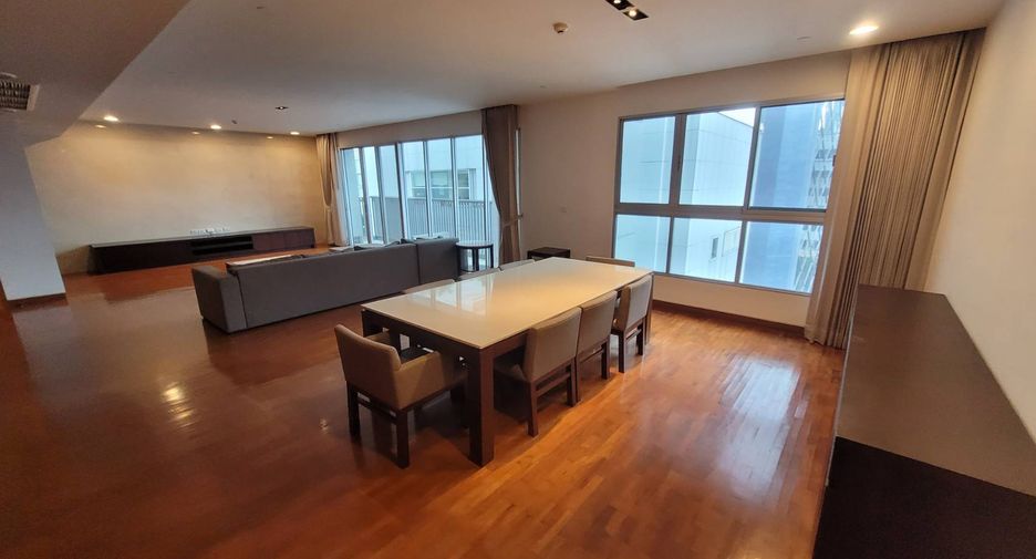 Wohnung zur Miete mit 3 Zimmer in Watthana, Bangkok