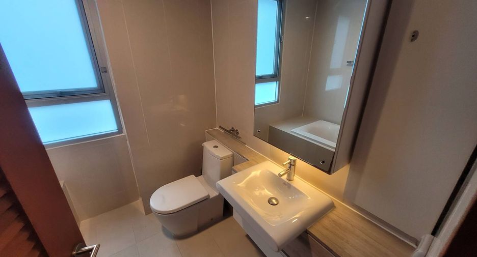 Wohnung zur Miete mit 3 Zimmer in Watthana, Bangkok
