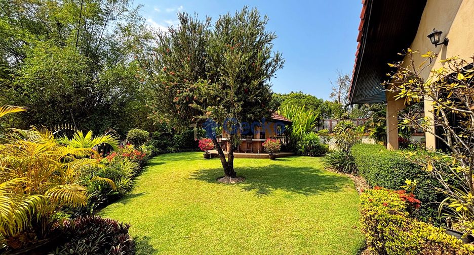 Casa en venta de 4 habitaciones en Bang Lamung, Chonburi