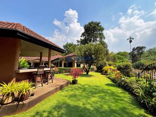 For sale 4 bedrooms house in Bang Lamung, Chonburi