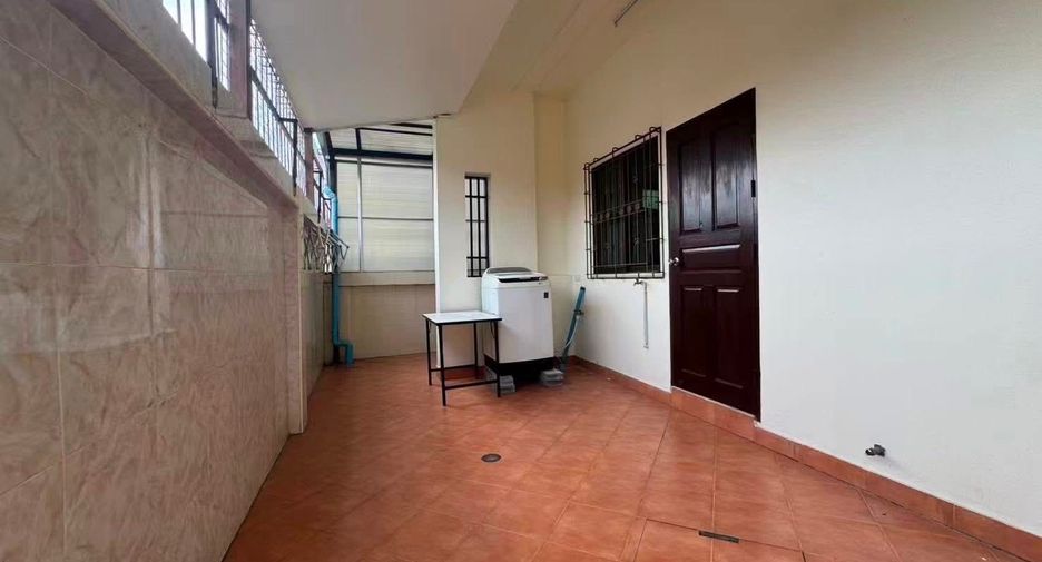 À vendre 4 chambres maison à Bang Lamung, Chonburi