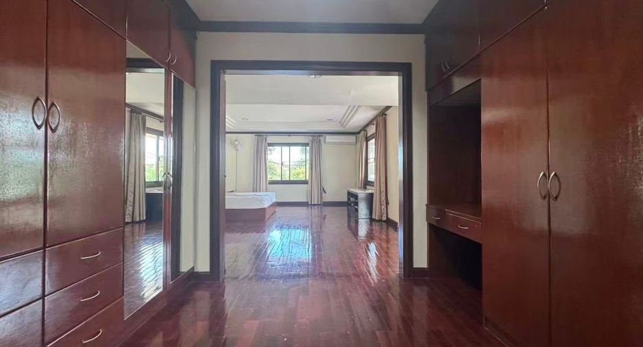 À vendre 4 chambres maison à Bang Lamung, Chonburi