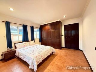 Casa en venta de 4 habitaciones en Huay Yai, Pattaya