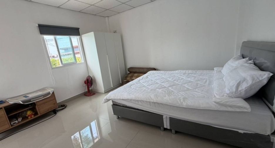À vendre 6 chambres maison à Bang Lamung, Chonburi