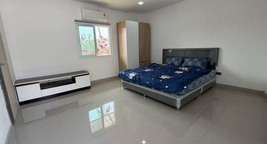 À vendre 6 chambres maison à Bang Lamung, Chonburi