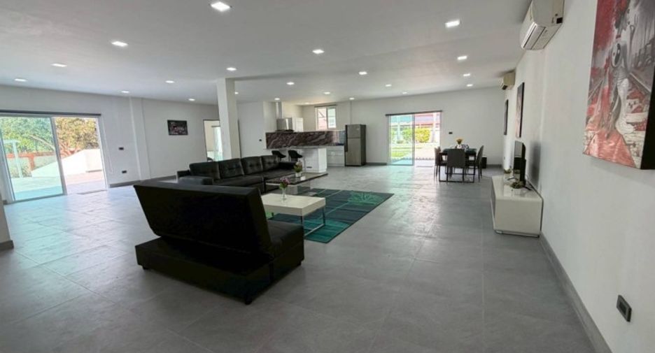 À vendre 6 chambres maison à Bang Lamung, Chonburi