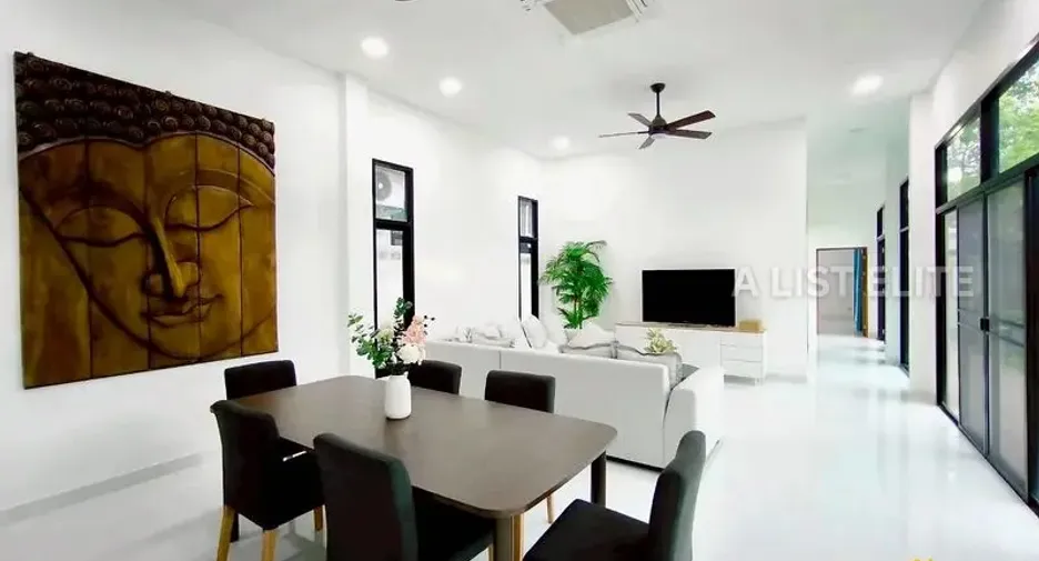 For rent 4 bedrooms house in Bang Lamung, Chonburi
