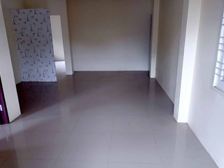 出售 2 卧室 独立屋 在 Nikhom Phatthana, Rayong