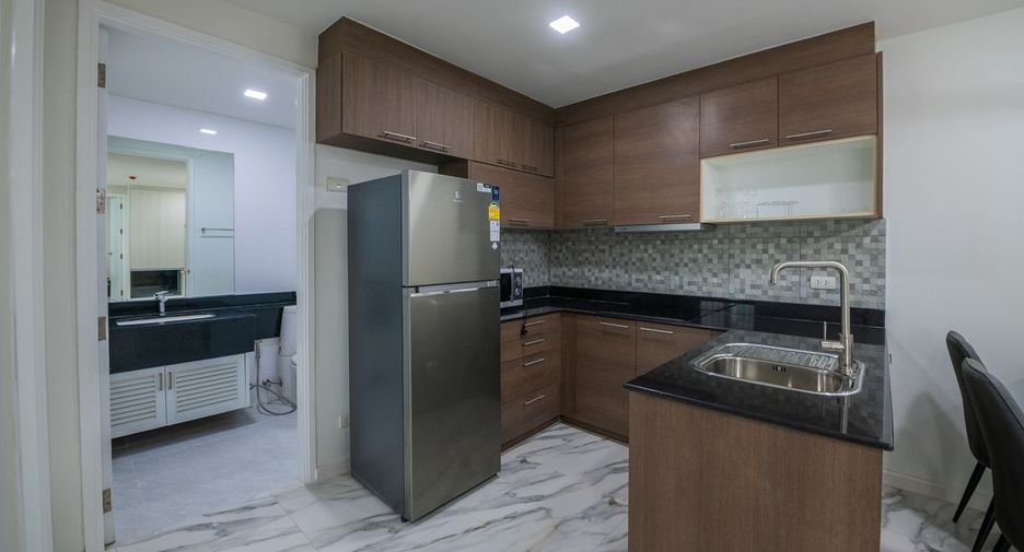 For sale 2 bedrooms condo in South Pattaya, Pattaya