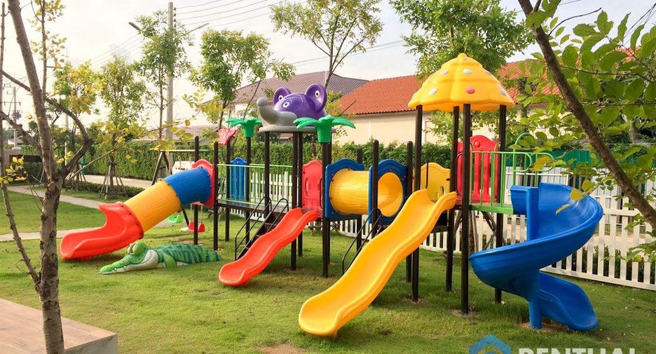 For sale 4 bedrooms house in Bang Lamung, Chonburi