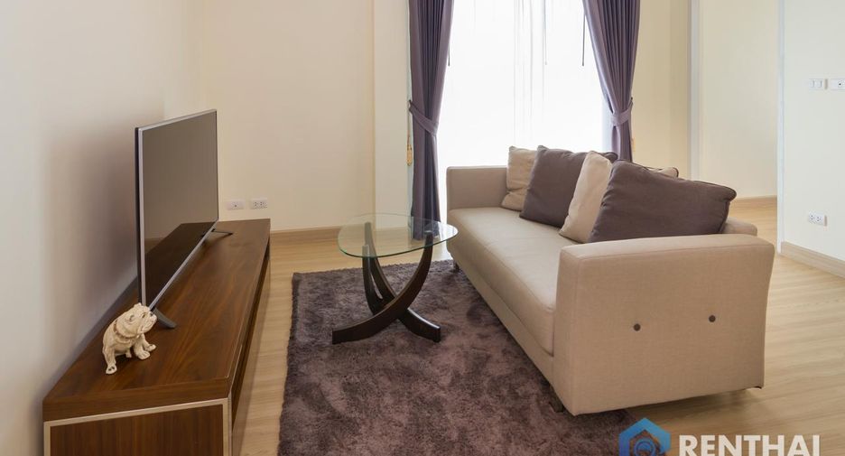 For sale 4 bedrooms house in Bang Lamung, Chonburi