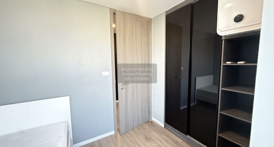 For rent 2 bedrooms condo in Huai Khwang, Bangkok