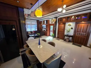 À louer 3 chambres maison à Bang Lamung, Chonburi