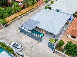 For Rent 4 Bedroom House In Bang Lamung, Chonburi