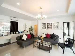 À louer 6 chambres maison à Bang Lamung, Chonburi
