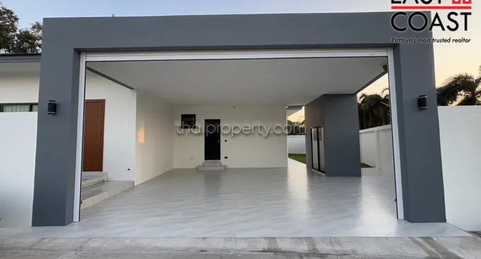 For rent and for sale 3 bedrooms house in Bang Lamung, Chonburi
