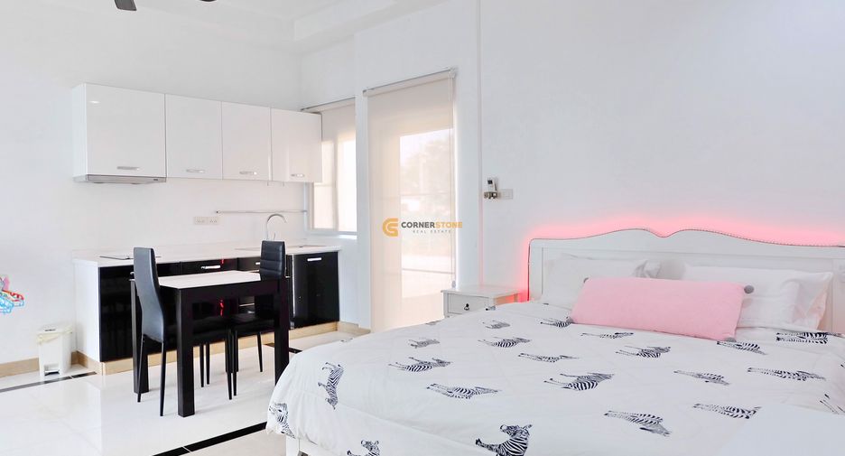 For sale 4 ベッドルーム house in Huay Yai, Pattaya