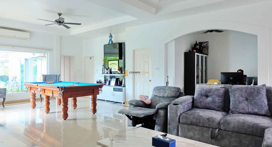 For sale 4 ベッドルーム house in Huay Yai, Pattaya