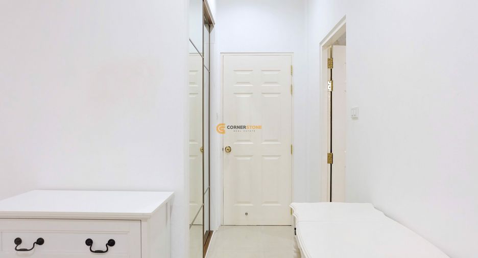 For sale 4 ベッドルーム house in Huay Yai, Pattaya