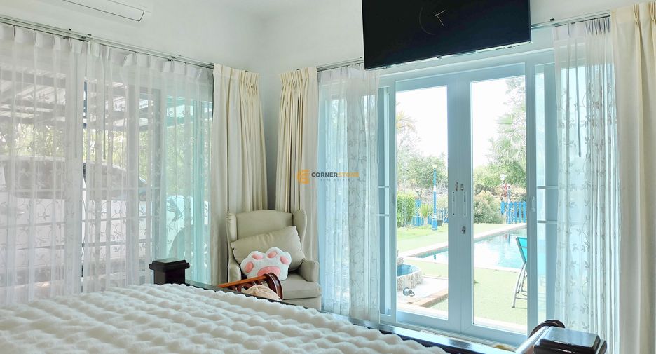 For sale 4 ベッドルーム house in Huay Yai, Pattaya