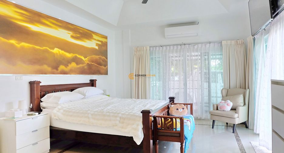 For sale 4 ベッドルーム house in Huay Yai, Pattaya