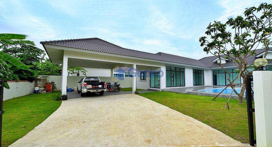 For sale 3 bedrooms house in Bang Lamung, Chonburi