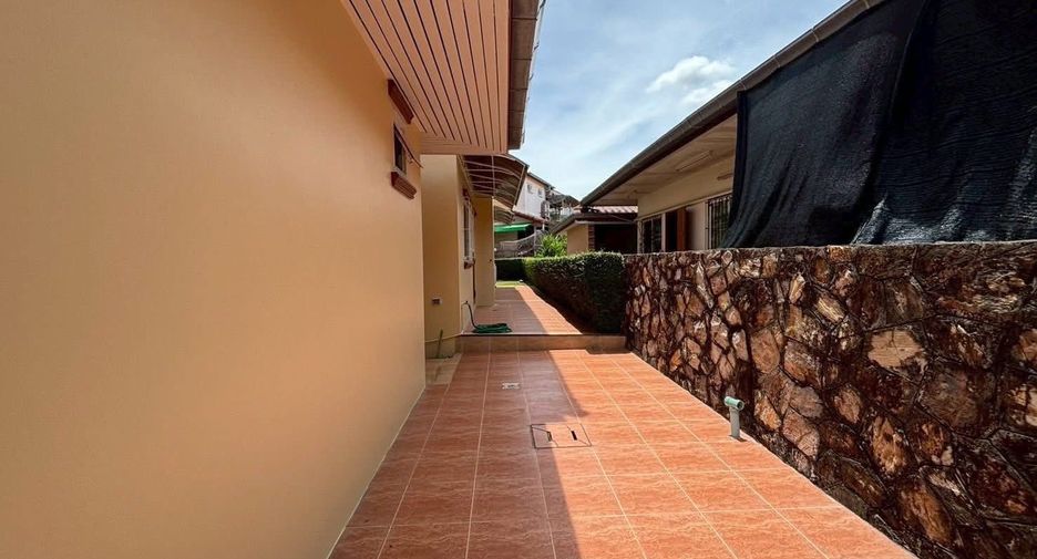 Haus zum Kauf mit 3 Zimmer in Bang Lamung, Chonburi