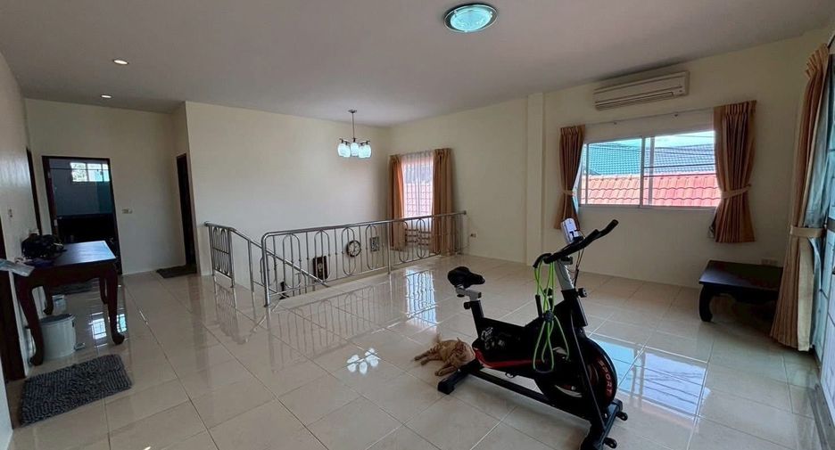 Haus zum Kauf mit 3 Zimmer in Bang Lamung, Chonburi