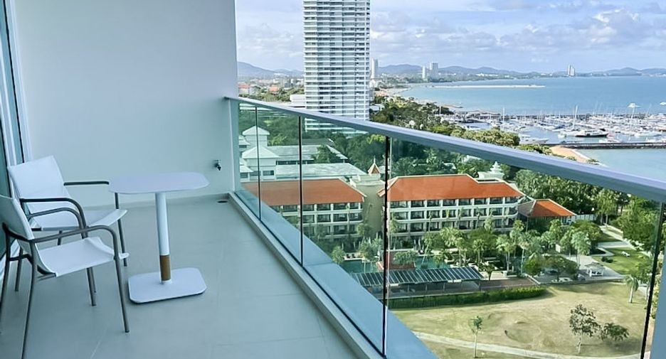 Casa en alquiler de 2 habitaciones en Sattahip, Chonburi