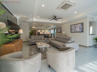 For sale 5 bedrooms house in Bang Lamung, Chonburi