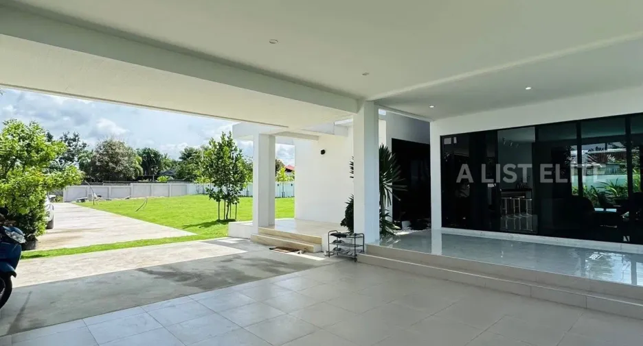 Haus zur Miete mit 4 Zimmer in Bang Lamung, Chonburi