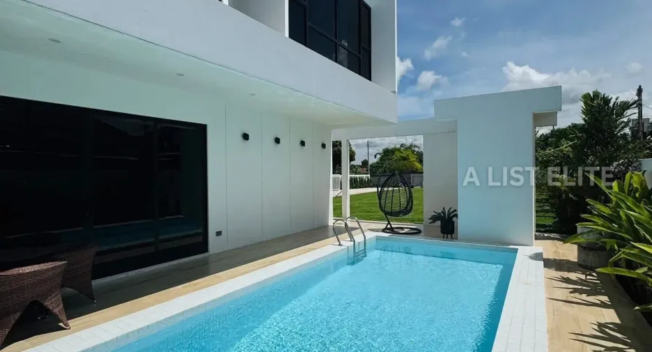 Haus zur Miete mit 4 Zimmer in Bang Lamung, Chonburi