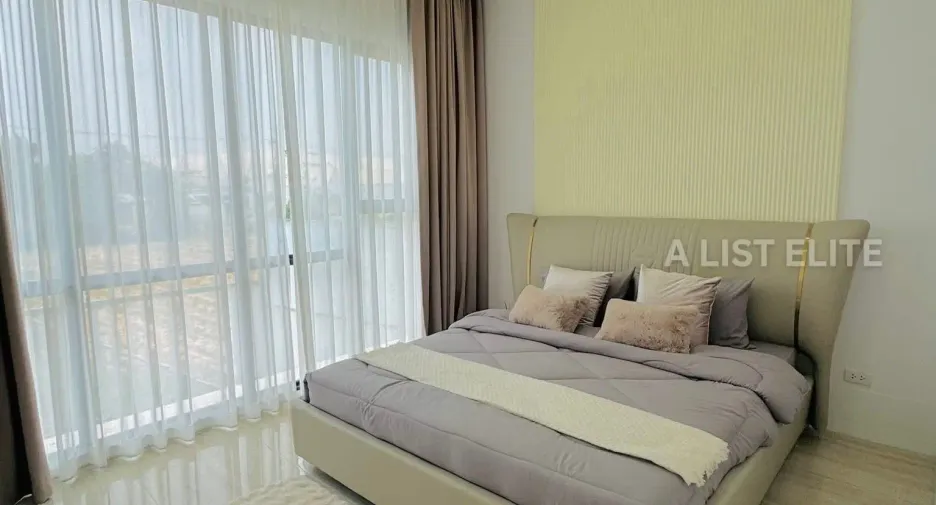 Haus zur Miete mit 4 Zimmer in Bang Lamung, Chonburi
